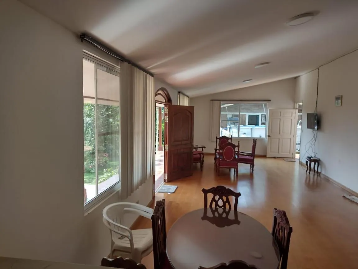 Finca Villa Hailey Cali 0*,
